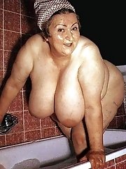 Big Tits Granny crack porn pics