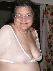 Mature Granny Old quim porn pics